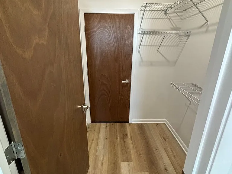 Cottage Court — Photo 14