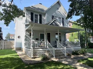1228 W Lincoln Blvd, Freeport, IL 61032