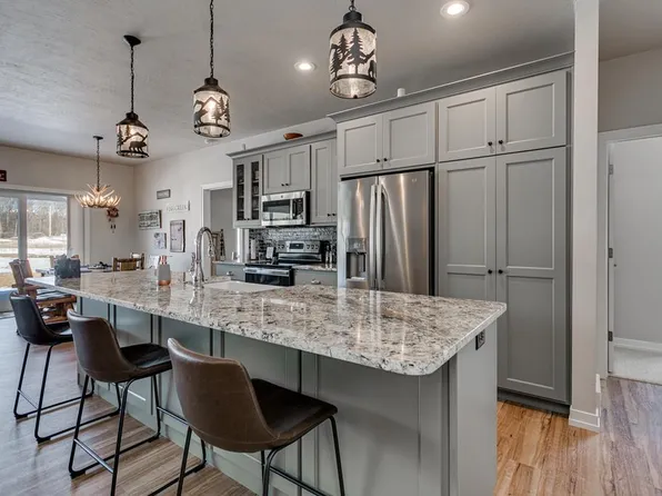 8003 Oakmont Way #410, Egg Harbor, WI 54209