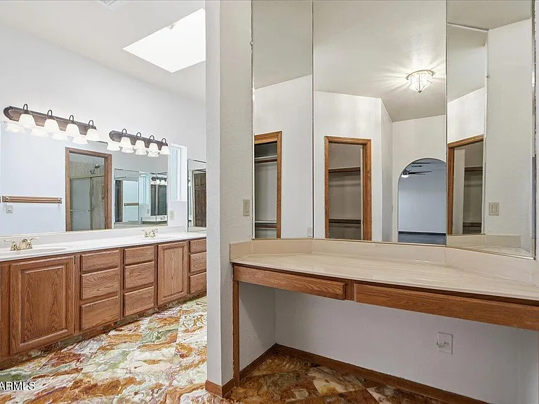 2157 E Alameda Dr — Photo 36