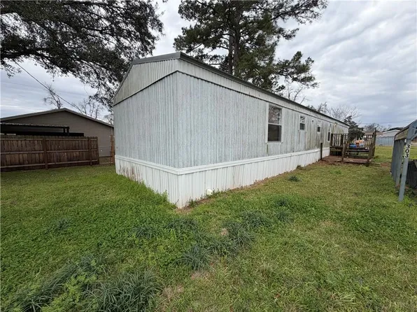 303 6th St, Colfax, LA 71417