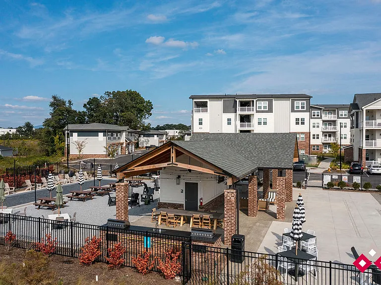 The Summit Hendersonville — Photo 17