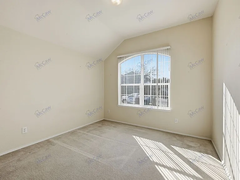 2229 White Rock Ln — Photo 11