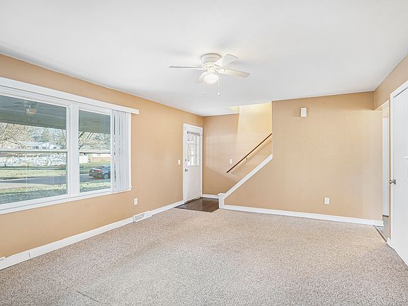 3rd image of 2604 Texel Dr