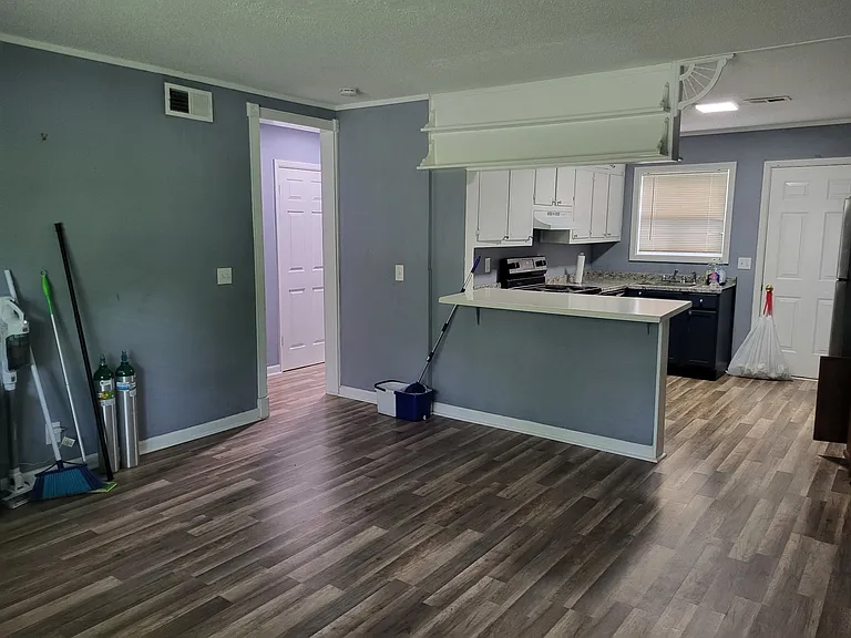 1164 Lakeview Dr NW #2 — Photo 4
