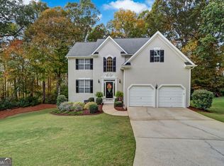 2172 Woodbriar Dr, Buford, GA 30518