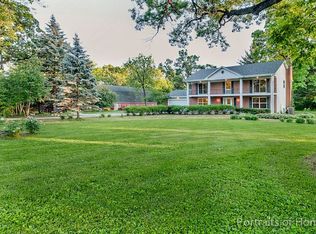 5N150 Hanson Rd, St Charles, IL 60175