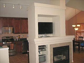 5th image of 77 Rosehall Dr