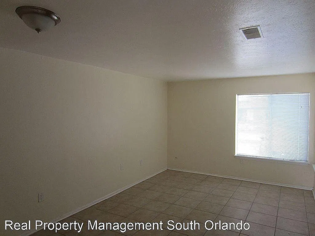 2434 Skan Ct #15-G — Photo 3