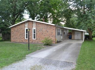 208 N Monroe St, Trenton, IL