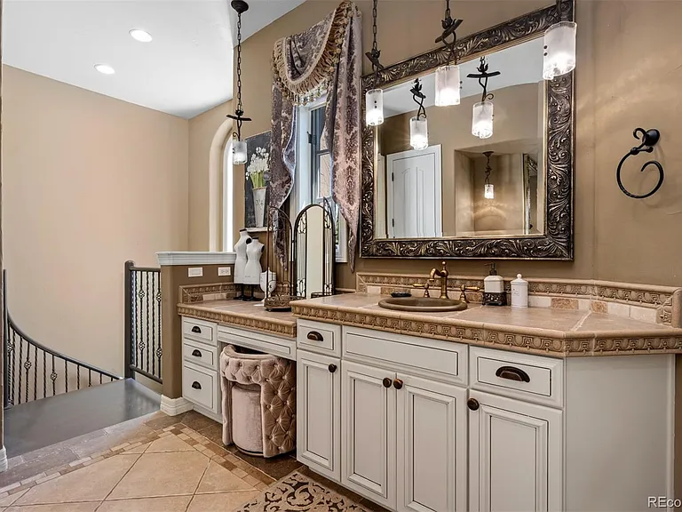 3440 Medallion Rd — Photo 35