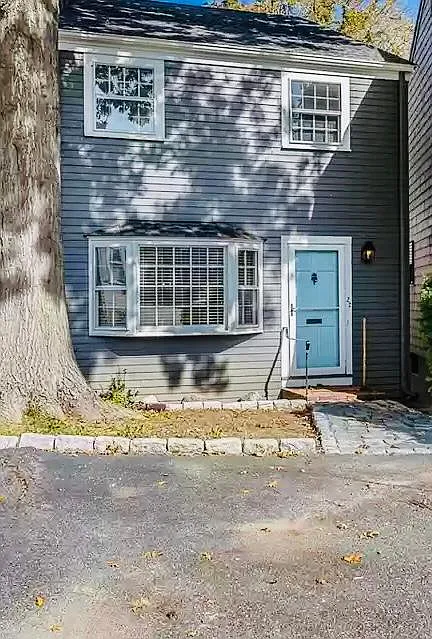 22 Bradford Ct