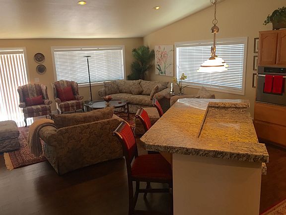 View kitchen to family room 