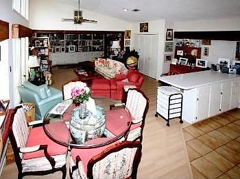 4th image of 511 Poinciana Dr