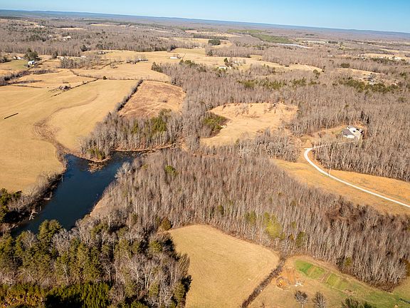 4th image of 805 Joe Groves Rd