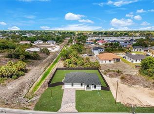 3020 1st St W, Lehigh Acres, FL 33971