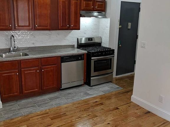 2nd image of 728 W 181st St APT 53