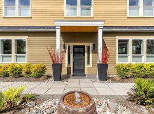 12011 9th Ave NW #1, Seattle, WA 98177