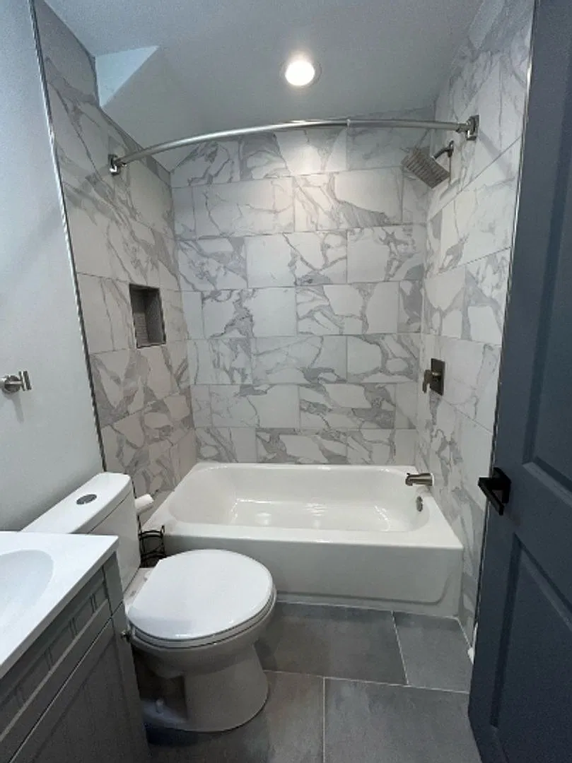 818 East Locust Avenue — Photo 4