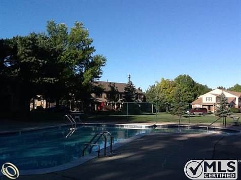 WILLOW LN 009.jpg