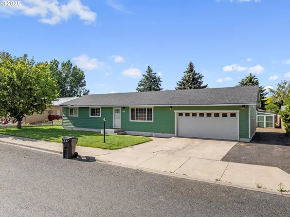 1050 D St, Baker City, OR 97814