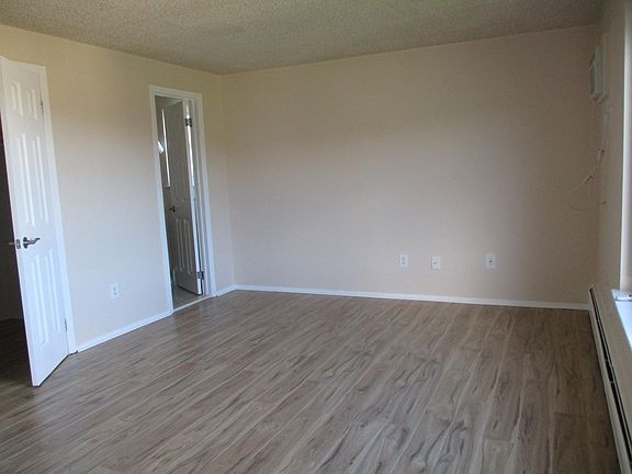 2nd image of 164 Country Club Ln Building 17