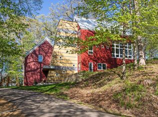 351 Highview Rd, Hudson, WI 54016