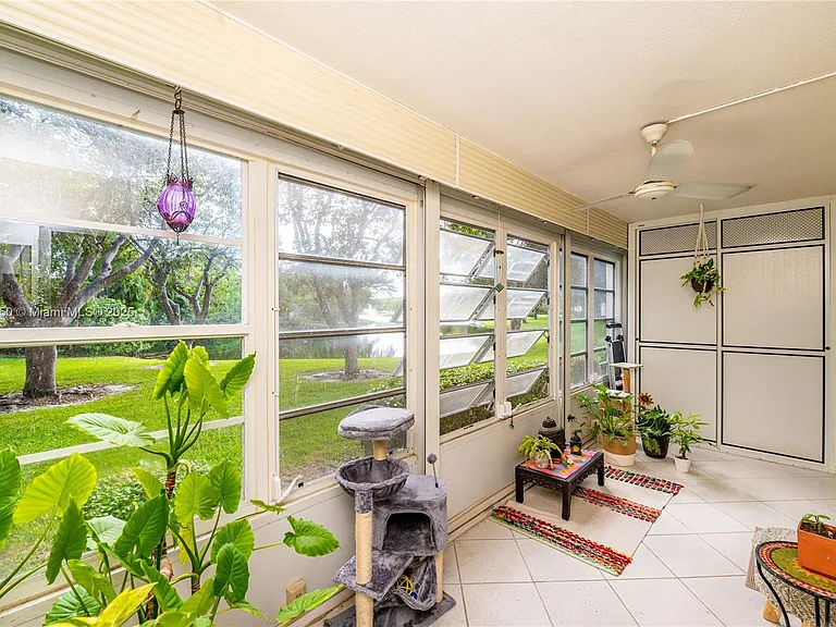 2101 Lucaya Bnd #C1 — Photo 28