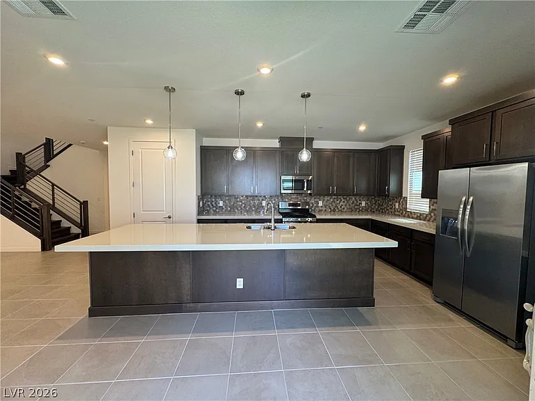 3262 Fountaintree Ave — Photo 7