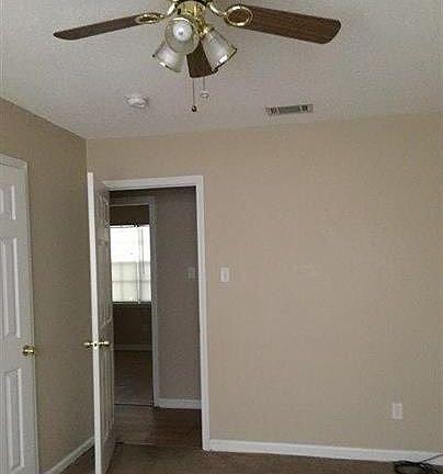3rd image of 212 Johns Hopkins Dr