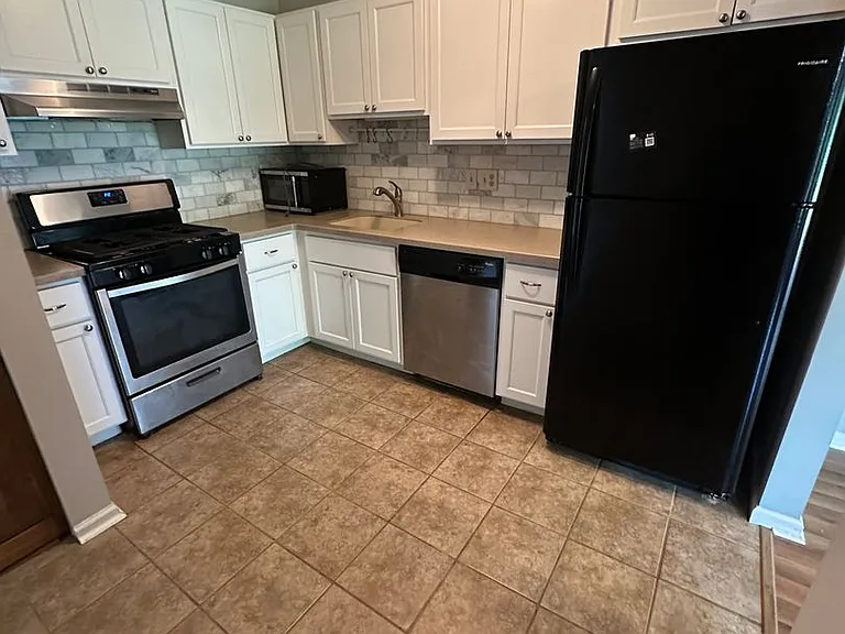 41 River Bank Dr — Photo 9