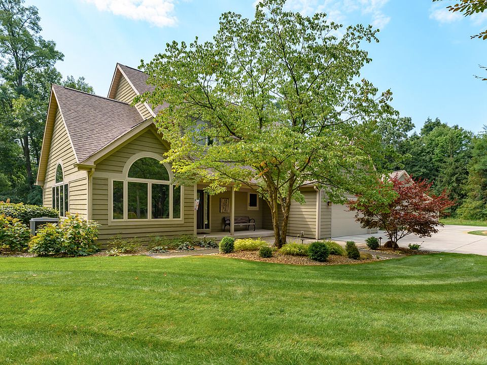 8168 Fernwood St, Augusta, MI 49012 | Zillow