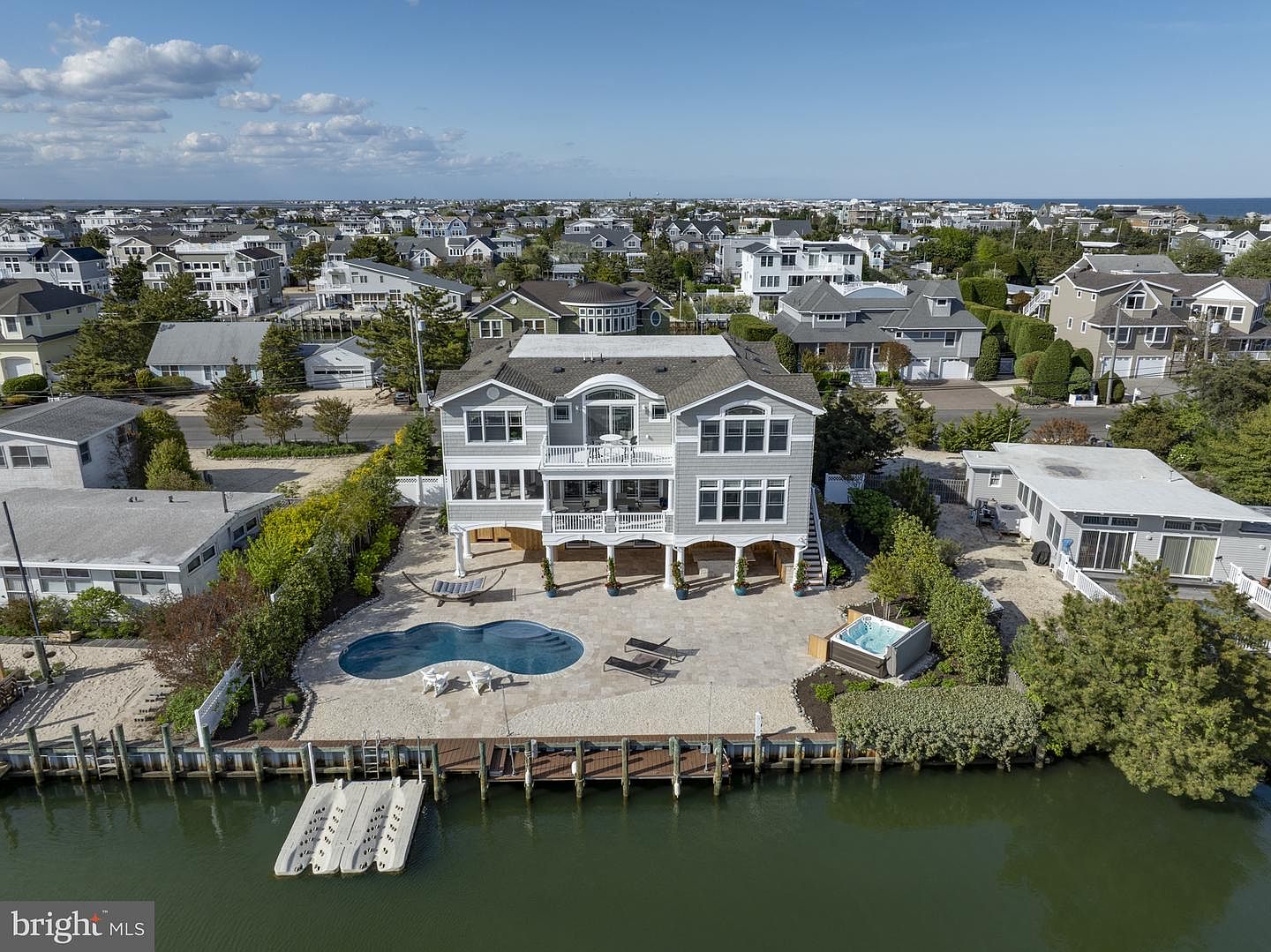 18 Panorama Dr, Beach Haven, NJ 08008 | Zillow