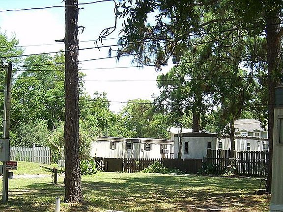 4th image of 2412 Dorothy Ave #A