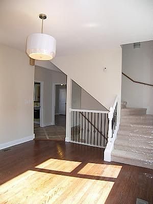 5th image of 7317 S Euclid Ave