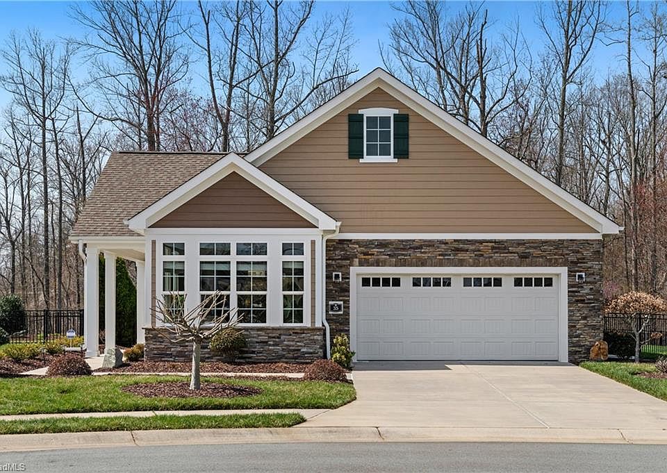 1st image of 35 White Birch Ct