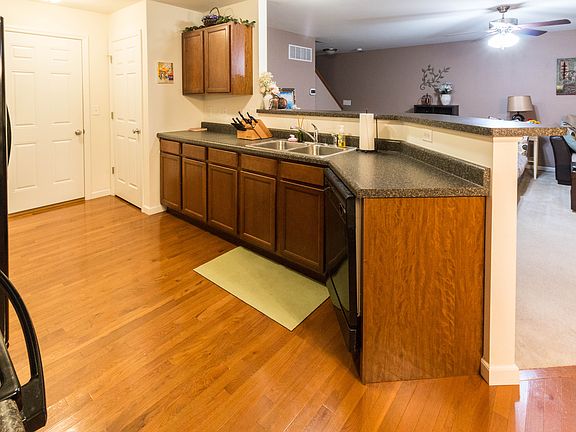 5th image of 6802 Hampshire Ct