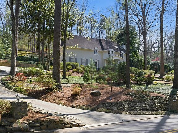 2nd image of 3665 Brookwood Rd