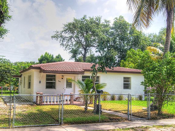 3rd image of 665 NE 136th St