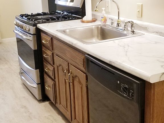 4th image of 1608 Frostwood Ln