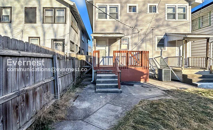 661 S Burgess Ave — Photo 20