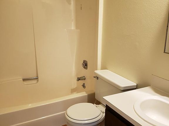 5th image of 1617 1st St #J9ypex6xf