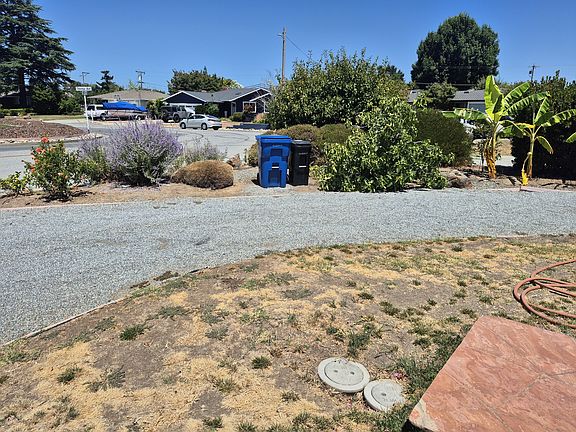 5th image of 1280 Theresa Ave