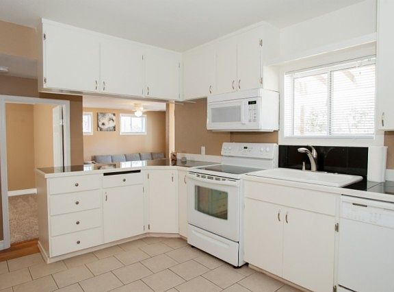 4th image of 5910 E J St