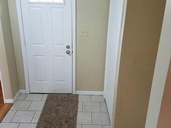 3rd image of 7134 Grand Ave