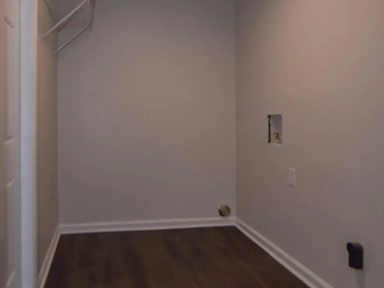 7666 Hunters Ridge Ln — Photo 5