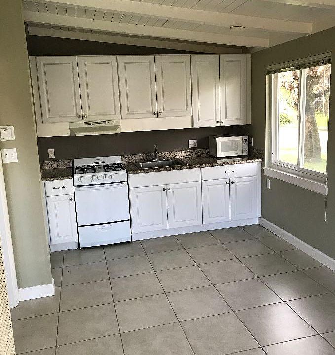 Family Room Kitchen Area