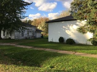9412 Main St, Amherst Junction, WI 54407