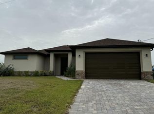 3434 NE 11th Ave, Cape Coral, FL 33909