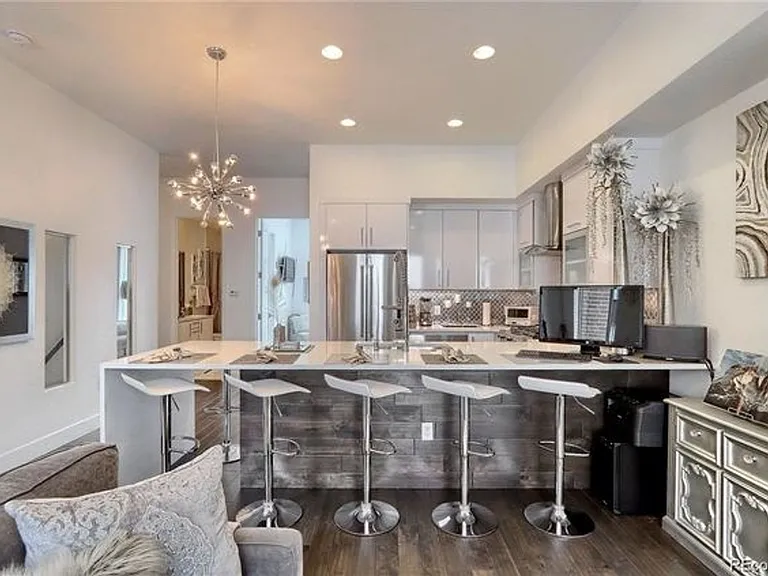 3030 Wilson Ct #5 — Photo 9